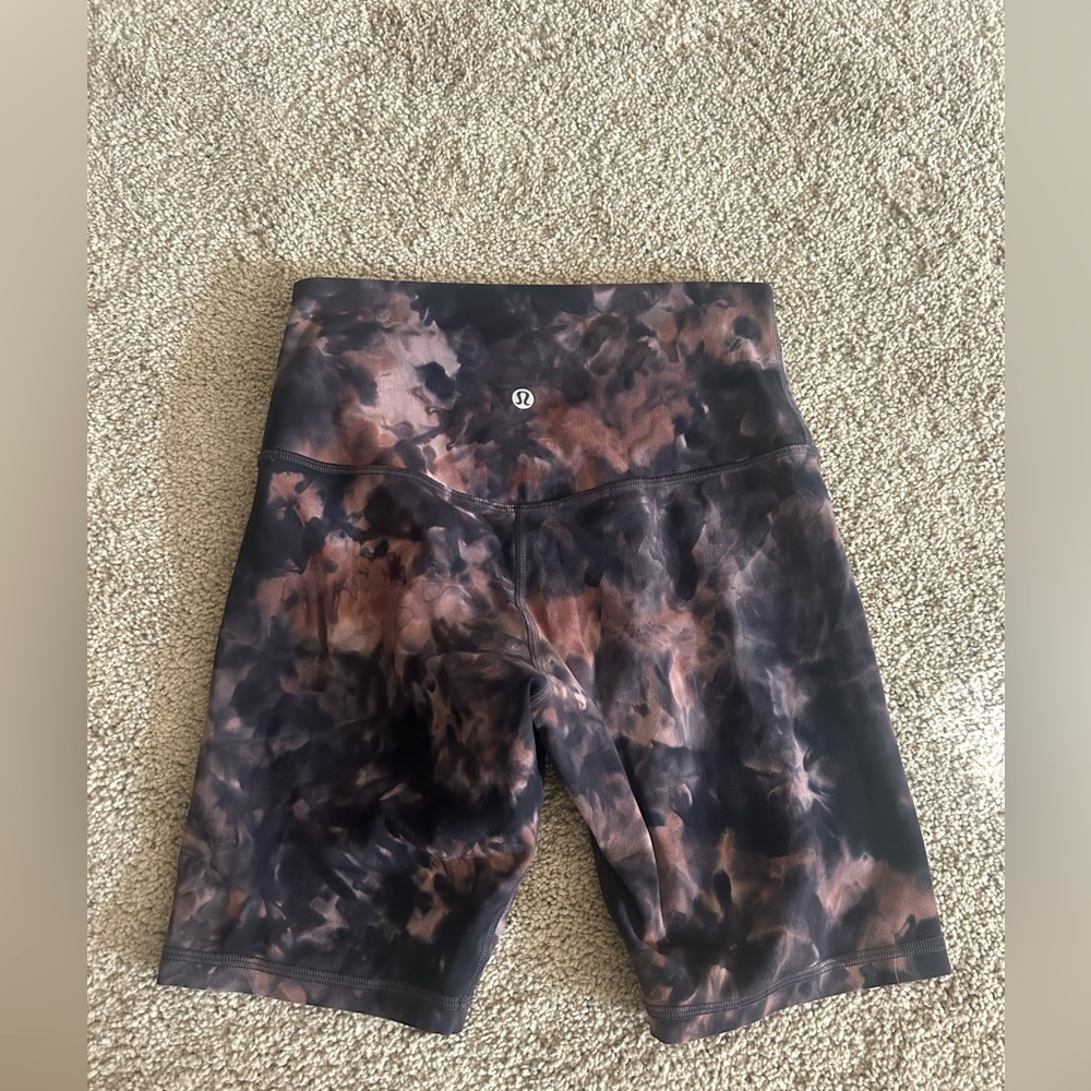 Lululemon Align Short 8" *Diamond Dye
Diamond Dye Graphite Grey Pink Pastel